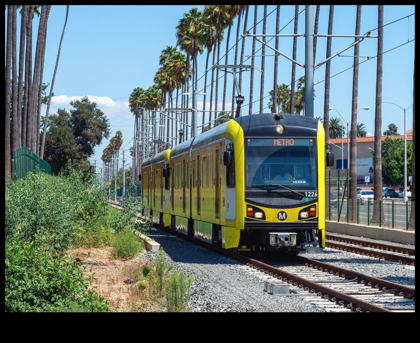 Автобусни спирки и други: Откриване на скрити скъпоценни камъни чрез обществен транспорт