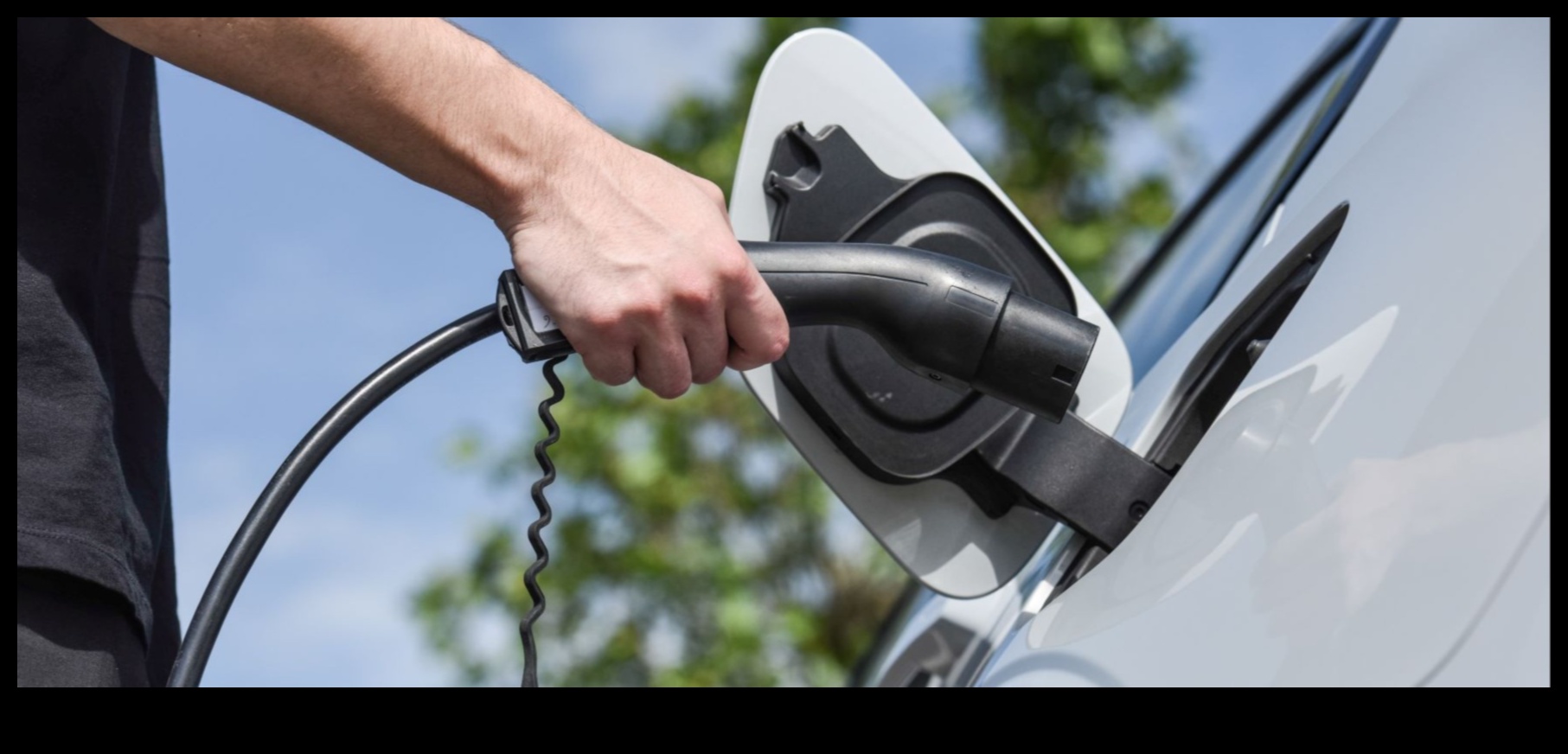 Екологични бягства: Електрическите автомобили като пазители на устойчивото пътуване