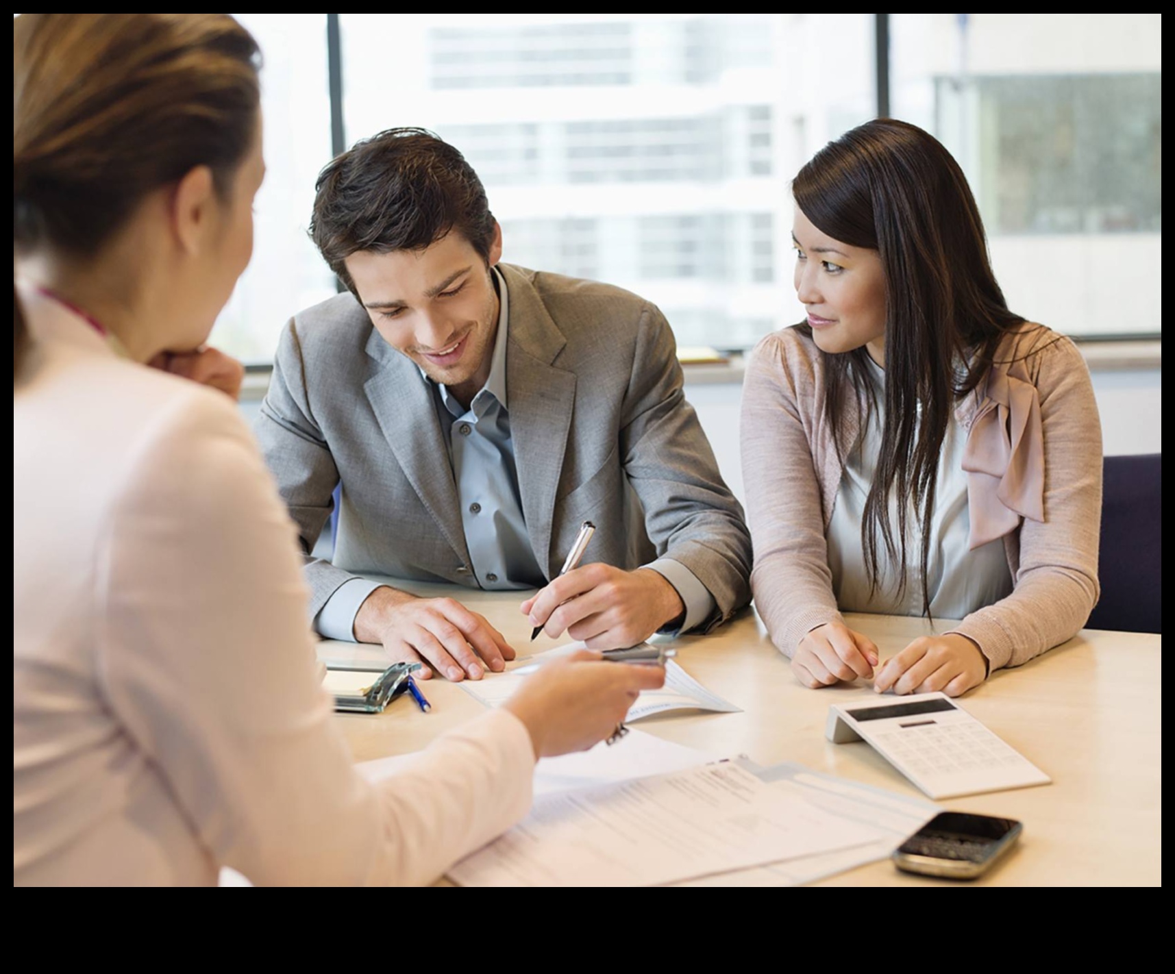 Консултантски мъдреци: прозрения от лидери, които проправиха пътя в решенията