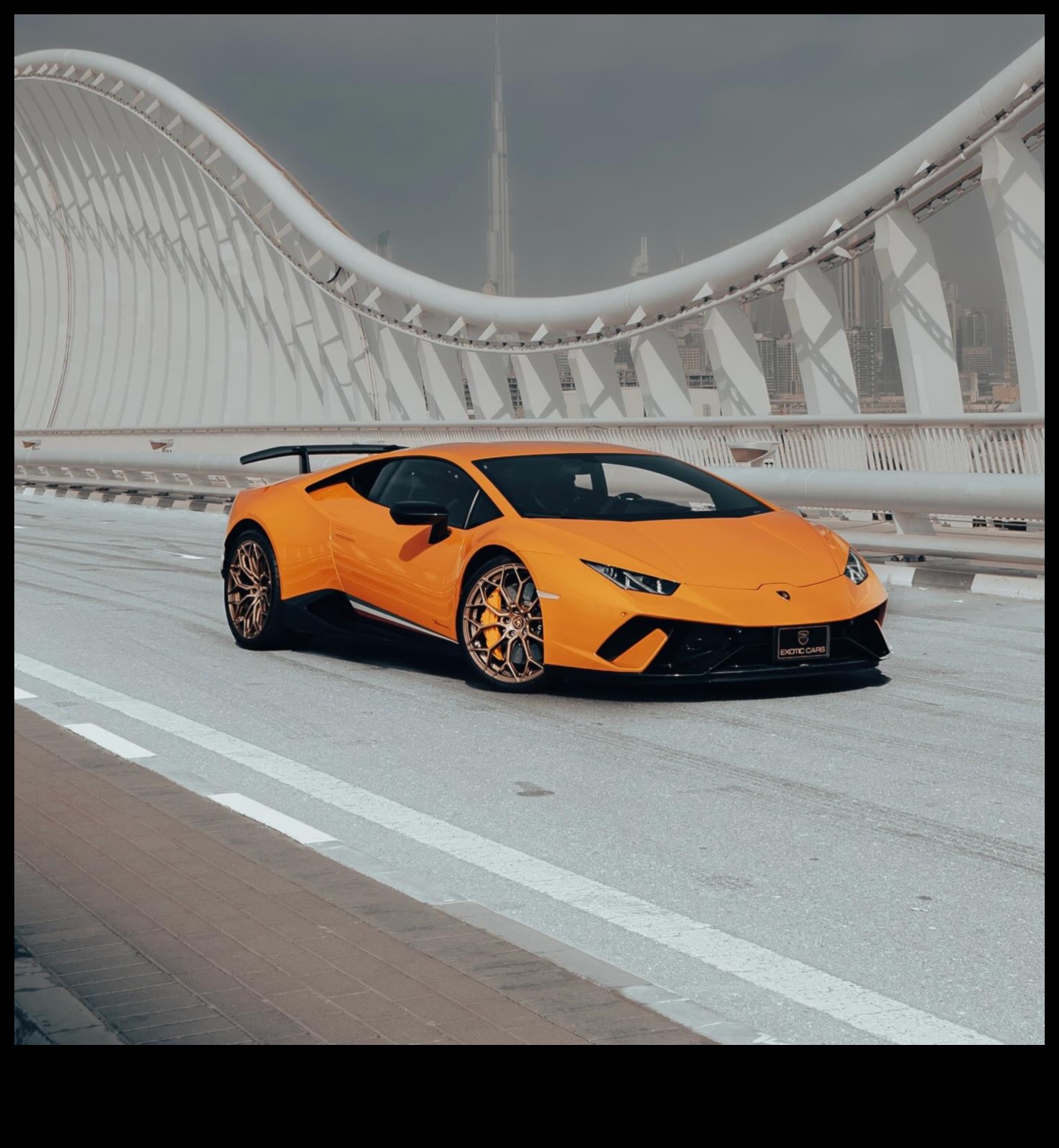 Прецизна производителност: Отприщване на силата на спортните автомобили