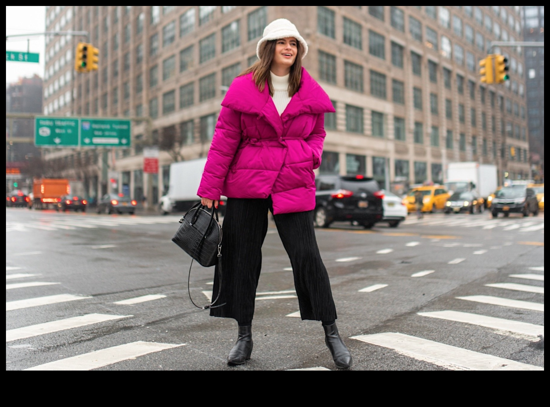 Причудлива зима: игриви елементи в модата за студено време