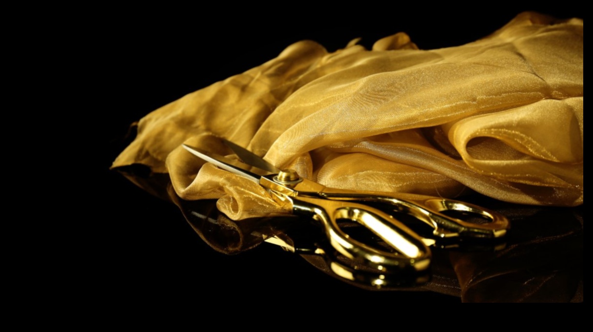 Модна алхимия: Превръщане на ежедневните предмети в злато за дрехи