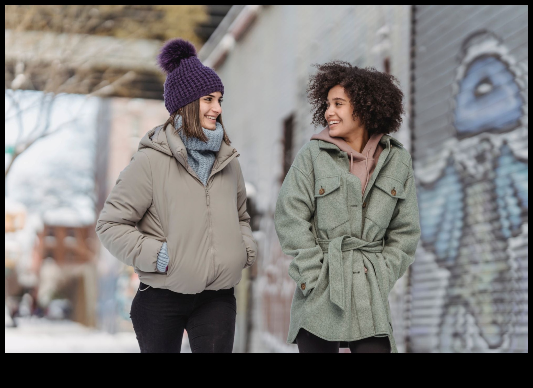 Очарование за студено време: Шикозни зимни тоалети за ледени вечери