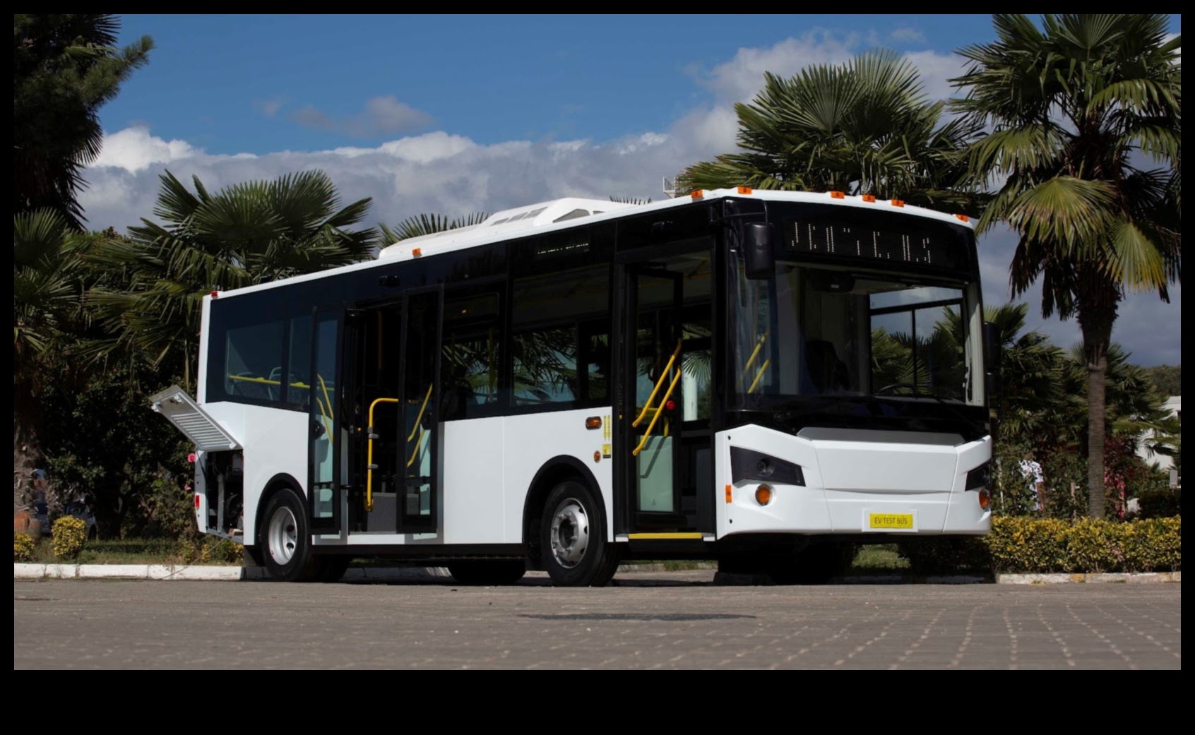 Автобусни хроники: Лични разкази от запалени пътуващи в обществения транспорт