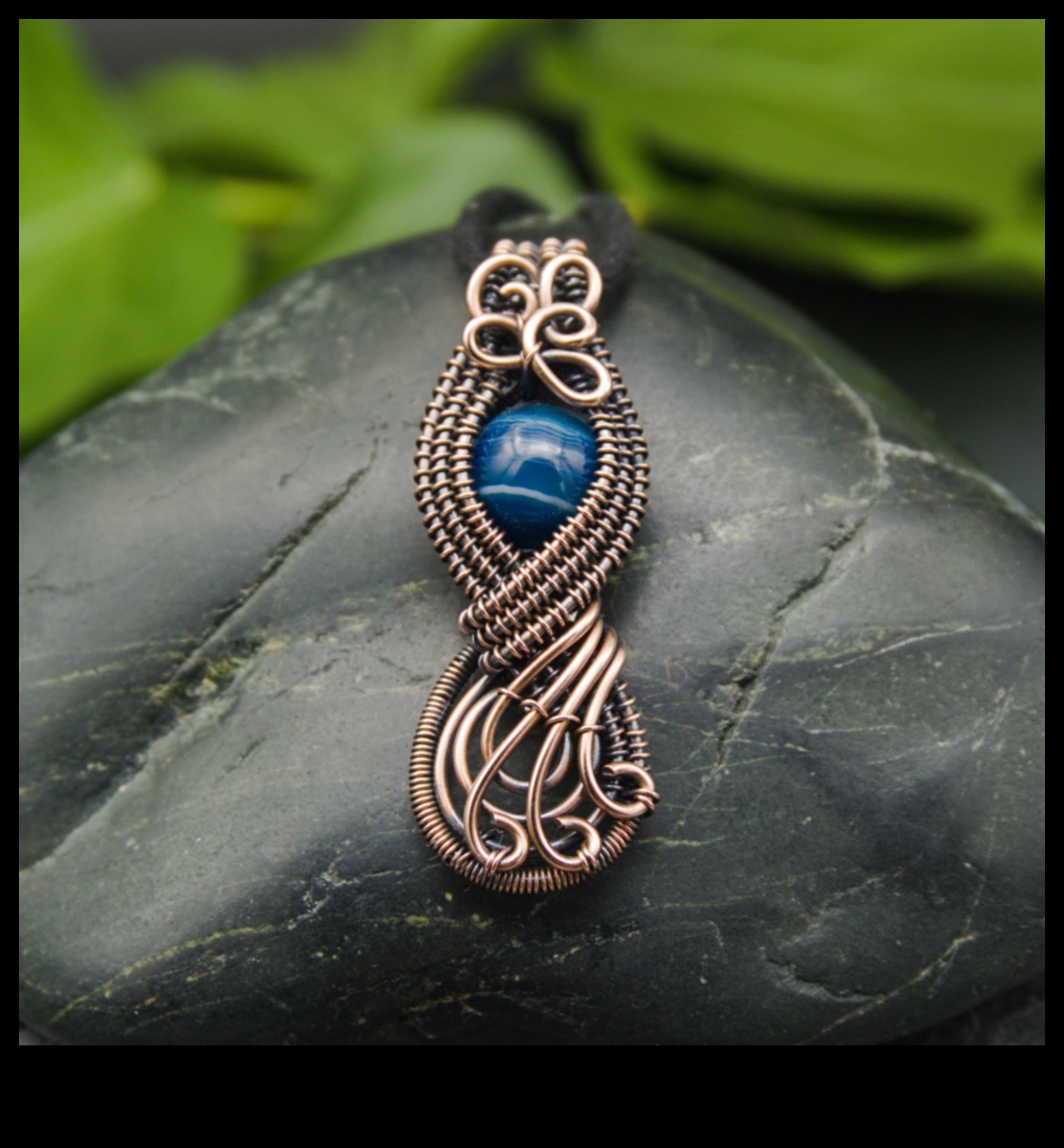 Направи си сам бижута с тел: Създаване на уникални аксесоари